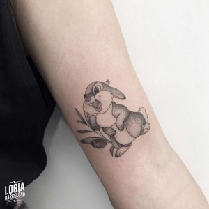 tatuaje_brazo_tambor_bambi_logiabarcelona_moly_moonlight
